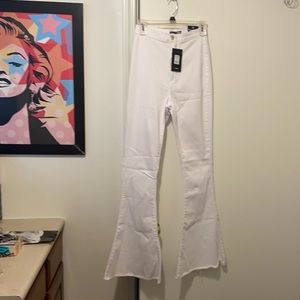 Fashion Nova true white stretchy flare jeans size 9